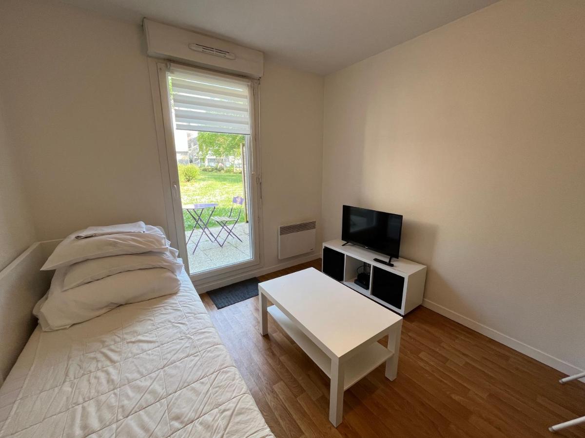 Acajou, Studio Avec Terrasse Et Parking Prive ก็อง ภายนอก รูปภาพ